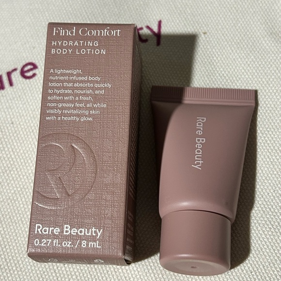 Rare Beauty Find Comfort Lotion + Always an Optimist Pore Diffusing Primer Bag - Picture 4 of 6